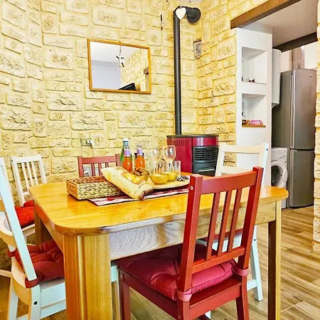 Casa Cascata Weekend Romantico E Vacanze Relax Nelle Orobie Ferienhaus Branzi